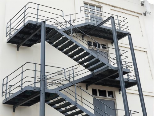 鋼結(jié)構(gòu)樓梯